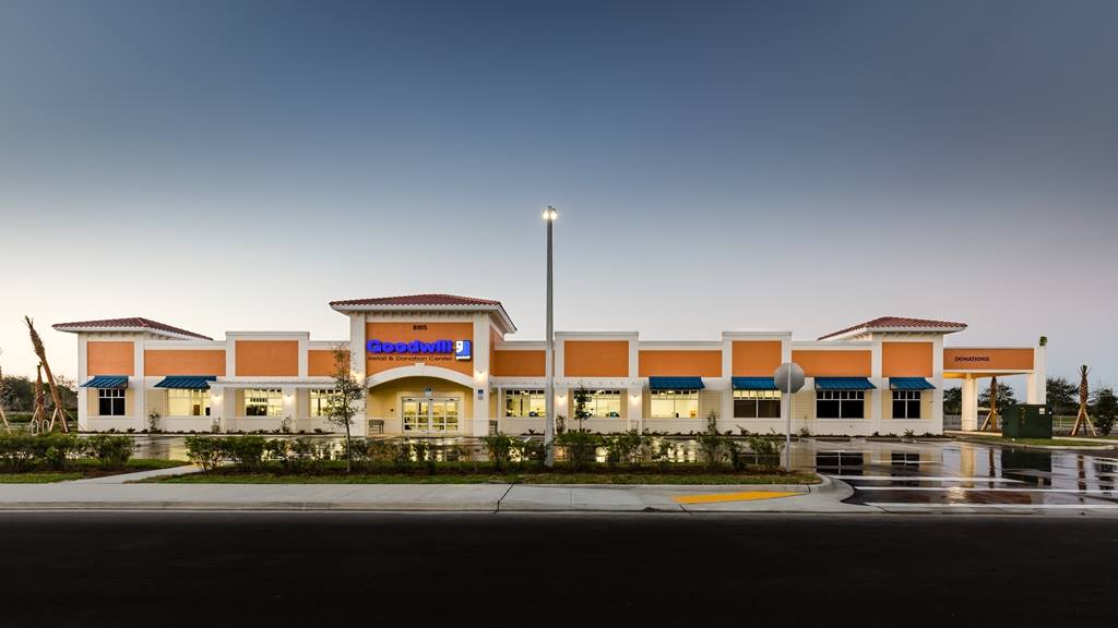 Picture of front of the Goodwill Store